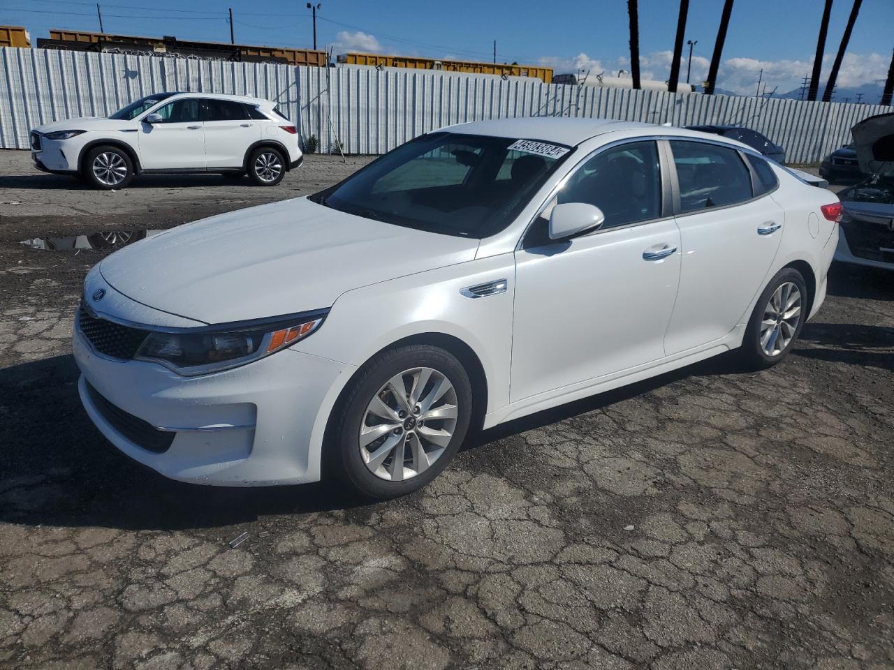 KIA OPTIMA 2018 5xxgt4l38jg272086