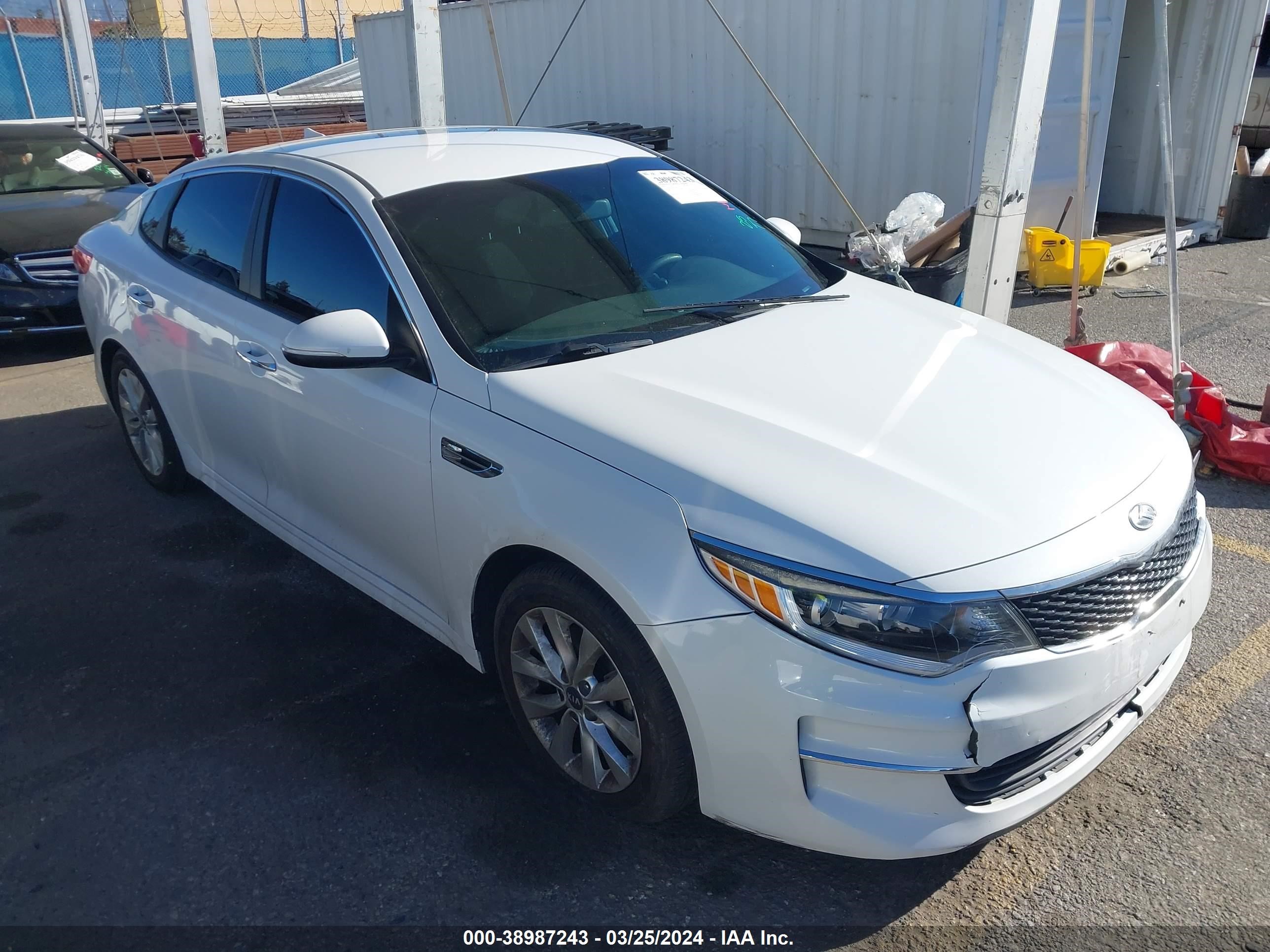 KIA OPTIMA 2018 5xxgt4l39jg251487