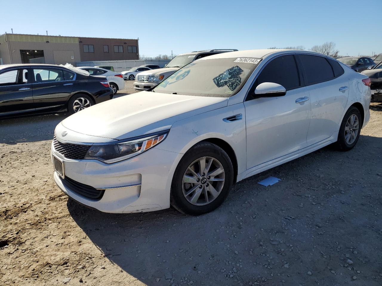 KIA OPTIMA 2017 5xxgt4l3xhg147083