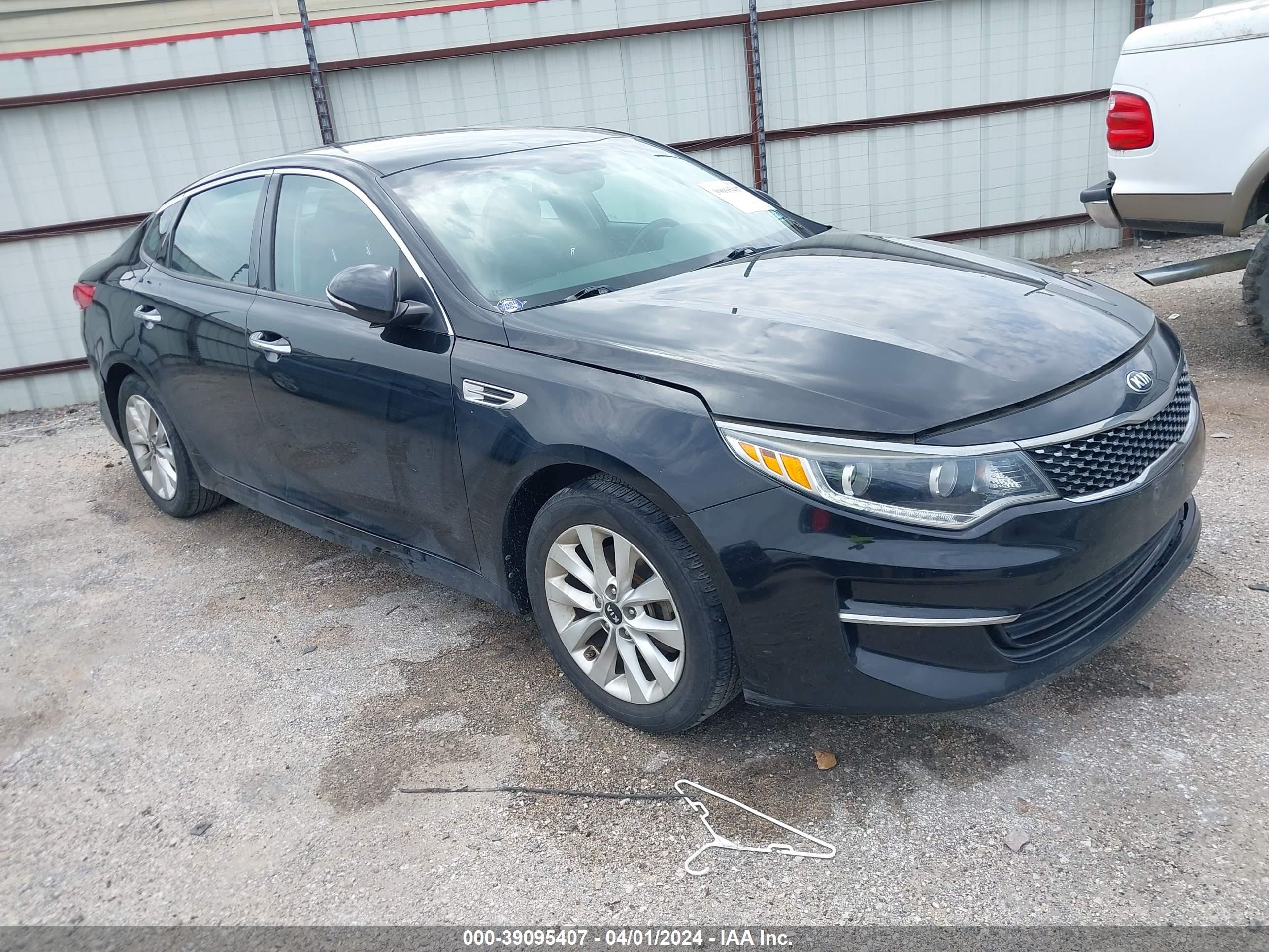 KIA OPTIMA 2016 5xxgu4l39gg111297