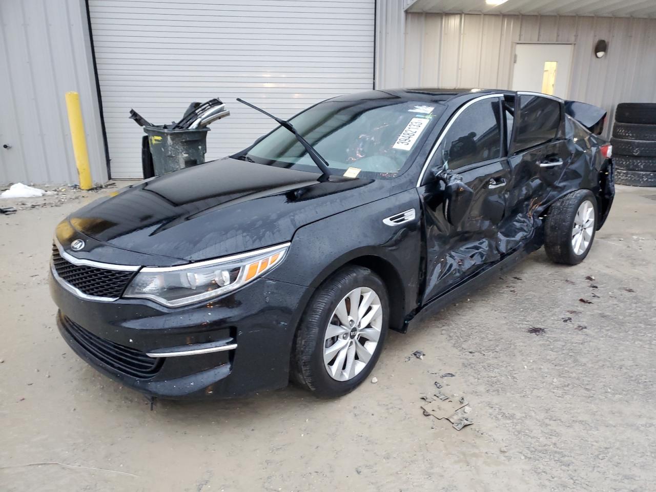 KIA OPTIMA 2017 5xxgu4l3xhg150546