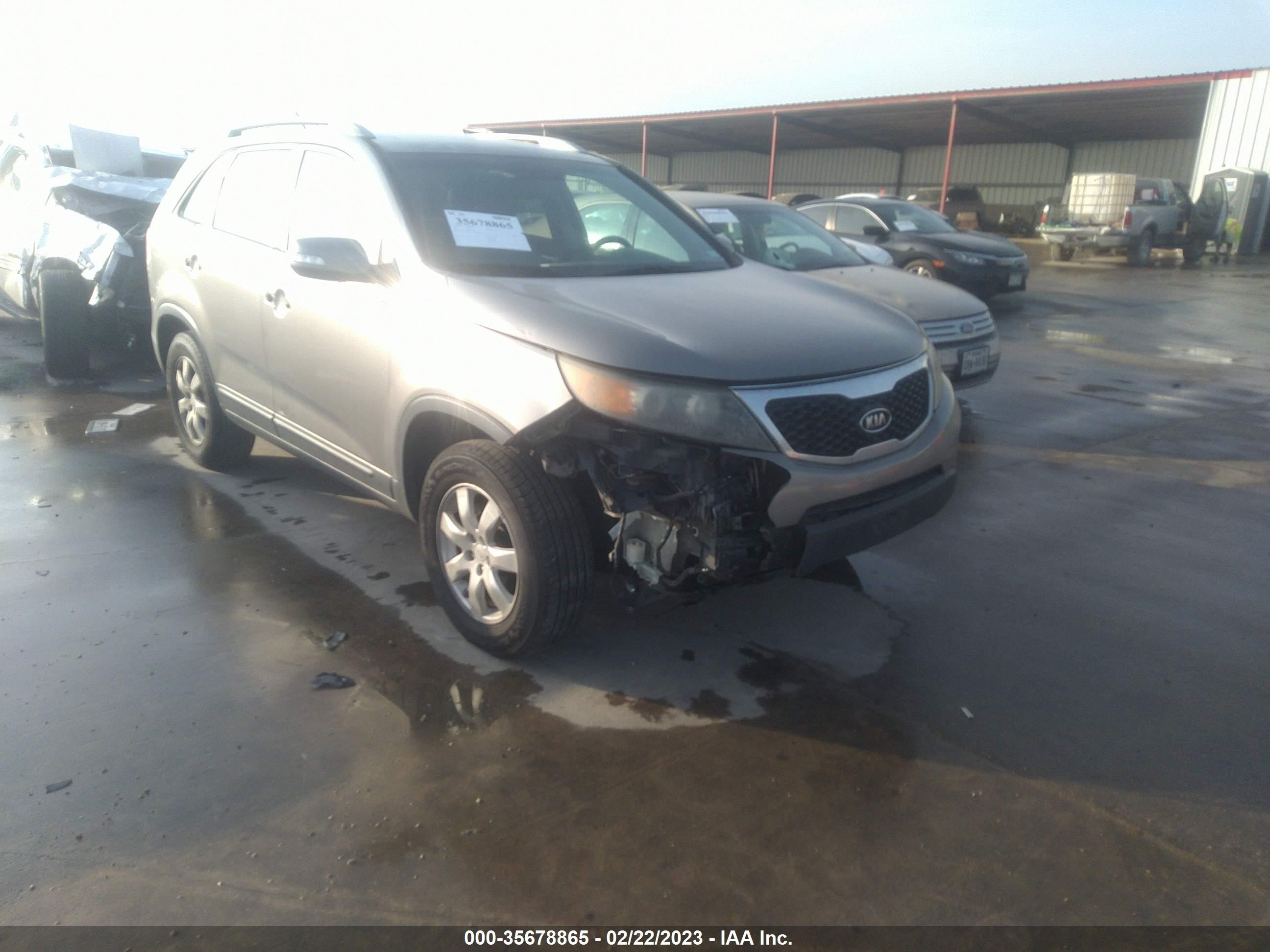 KIA SORENTO 2011 5xykt3a17bg091838