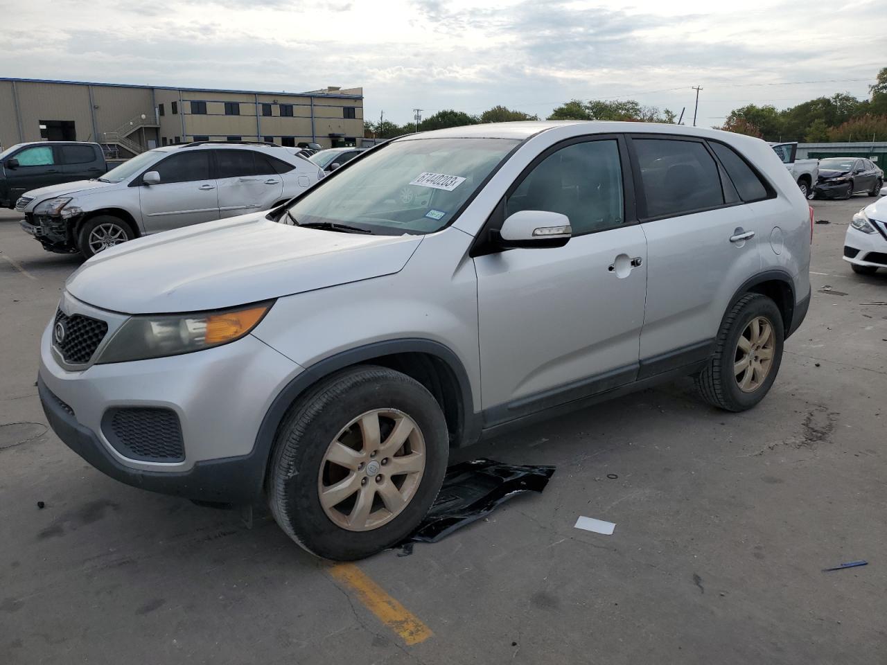 KIA SORENTO 2011 5xykt3a18bg053342