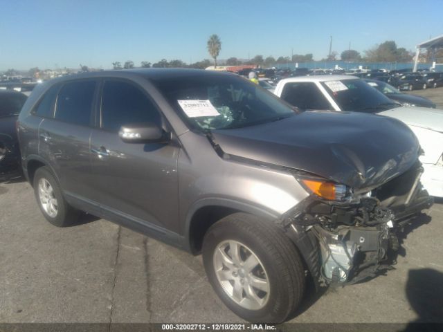 KIA SORENTO 2013 5xykt3a18dg397000