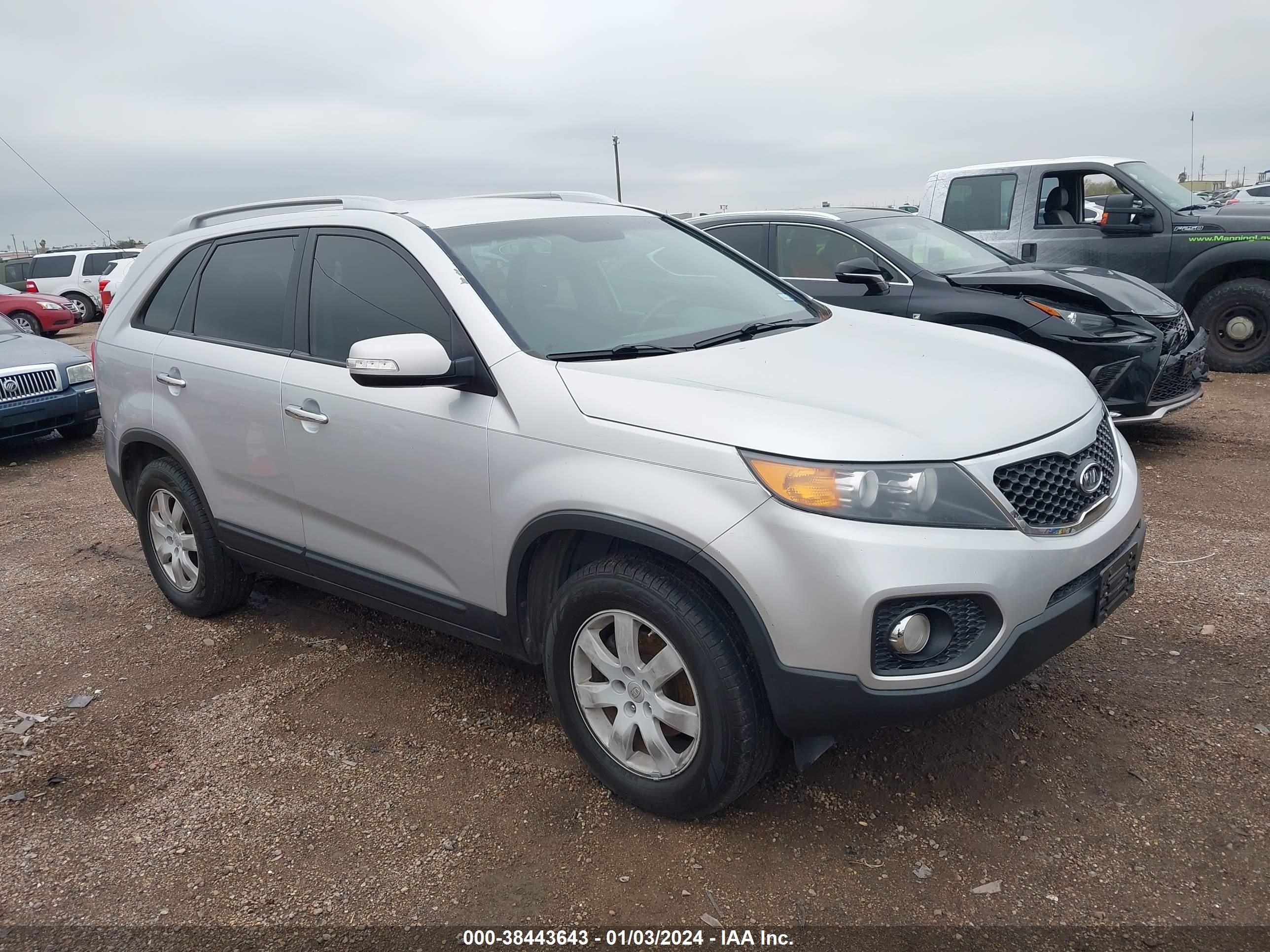 KIA SORENTO 2011 5xykt3a19bg007843