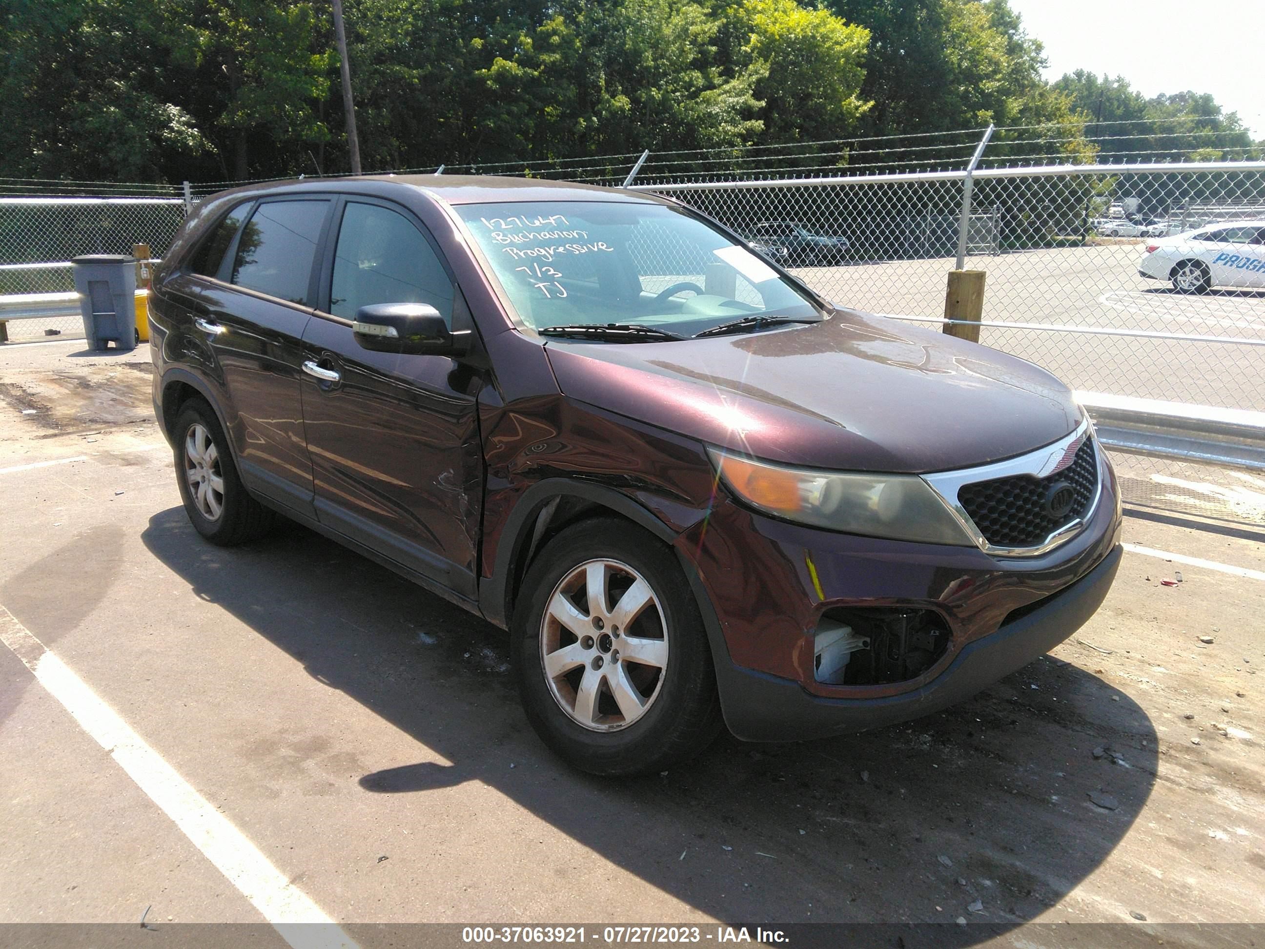 KIA SORENTO 2011 5xykt3a19bg085944