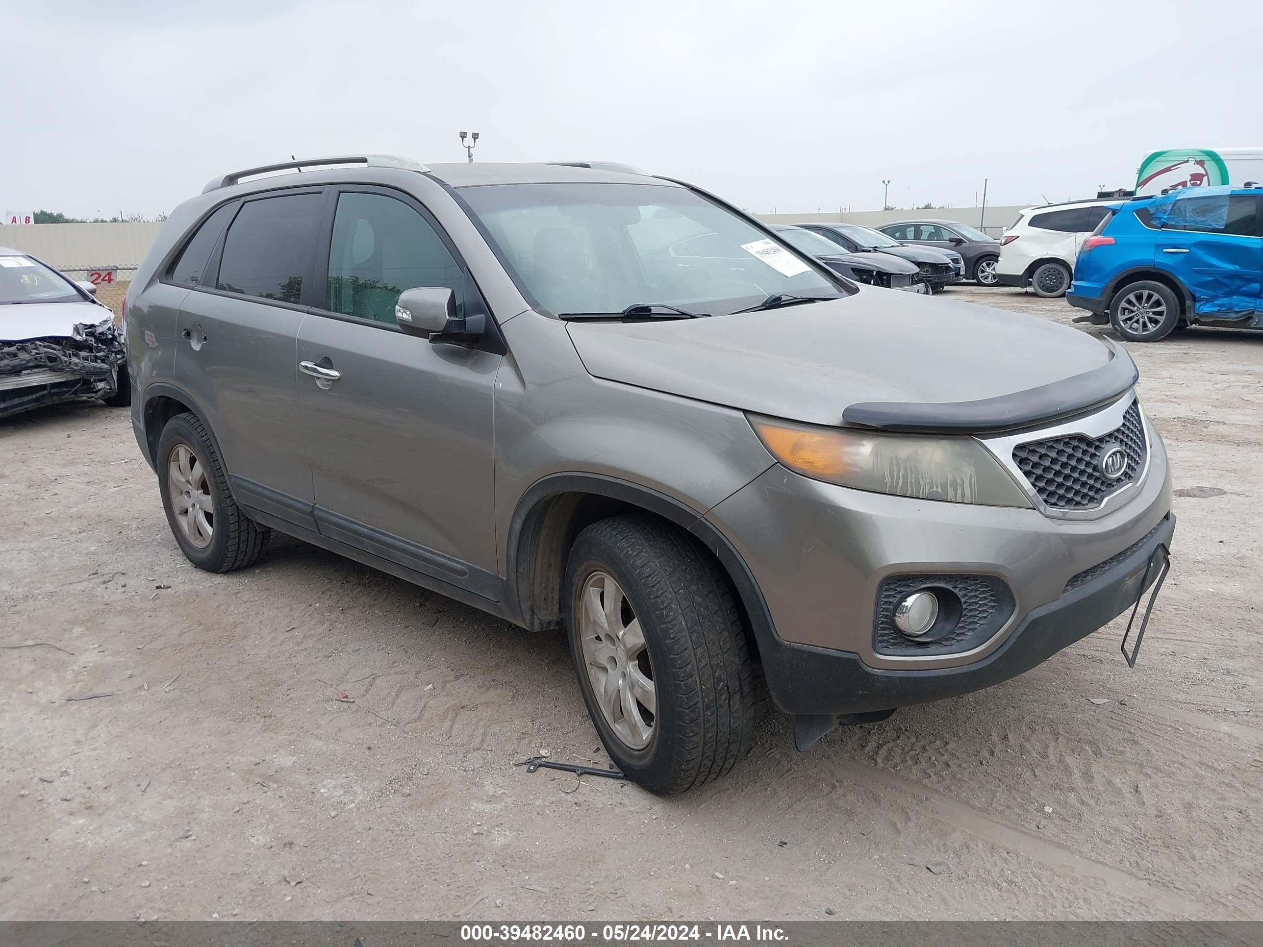 KIA SORENTO 2011 5xykt3a19bg126878