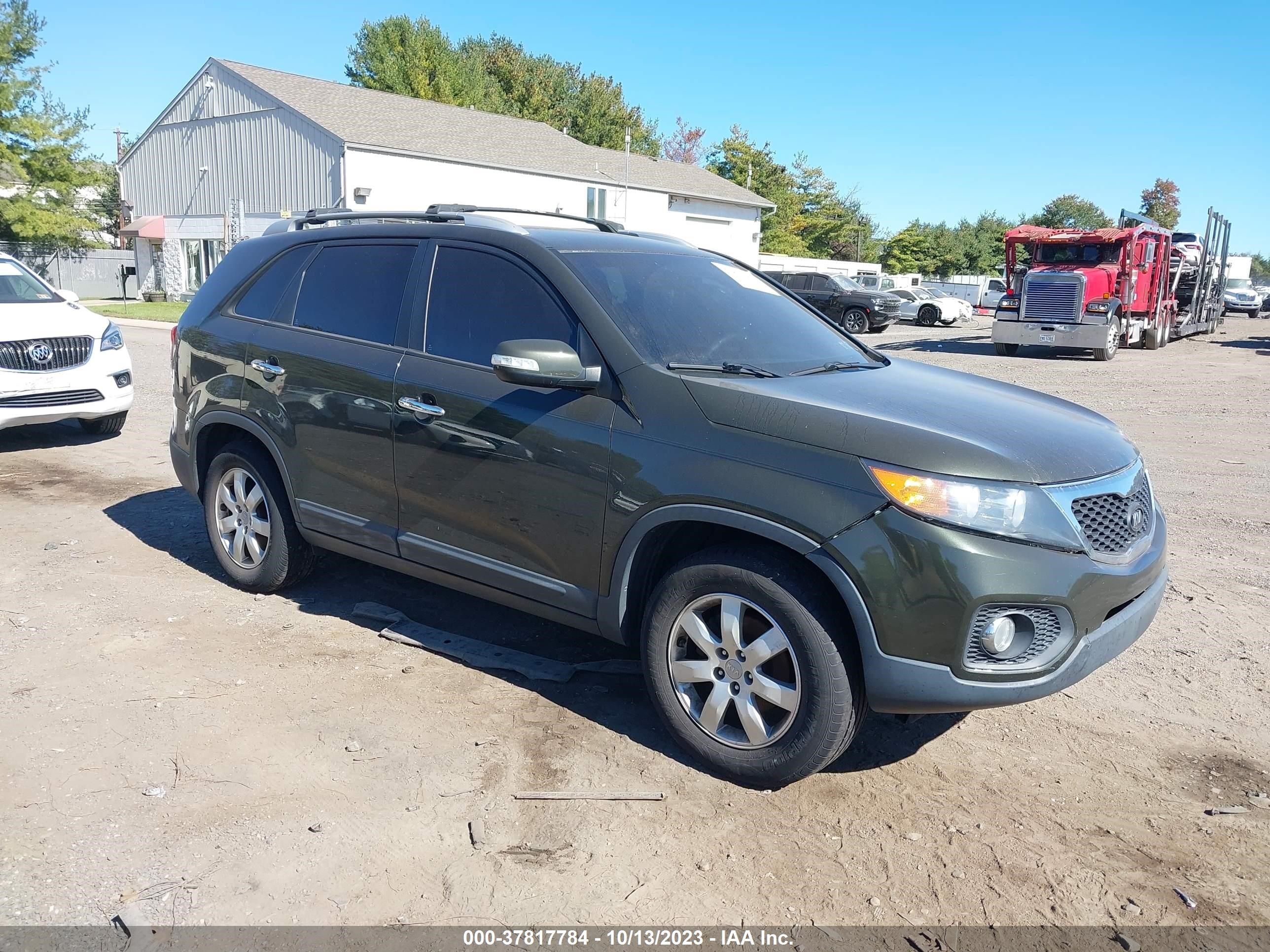 KIA SORENTO 2013 5xykt3a60dg318074