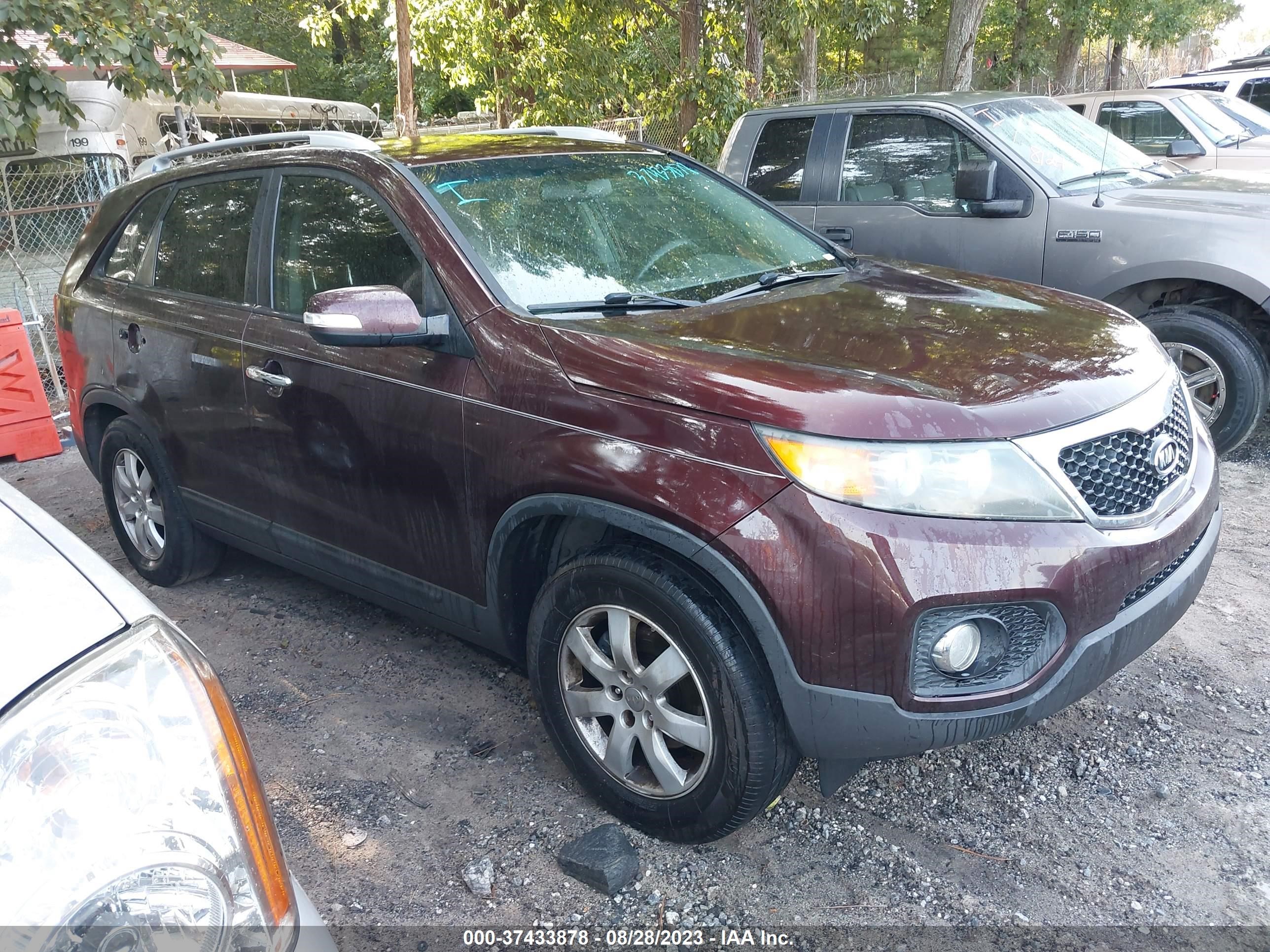 KIA SORENTO 2013 5xykt3a60dg360115