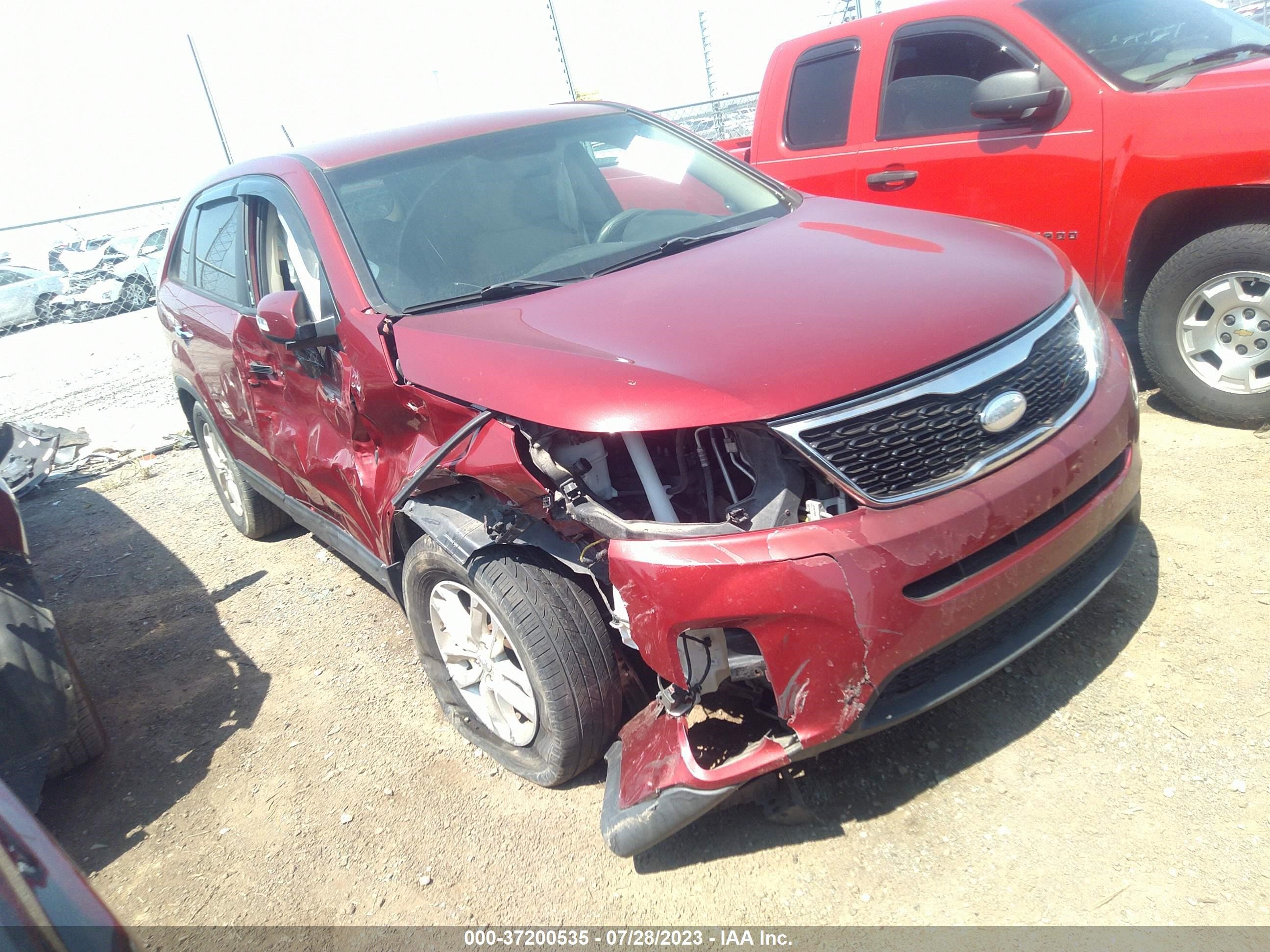 KIA SORENTO 2014 5xykt3a60eg544648