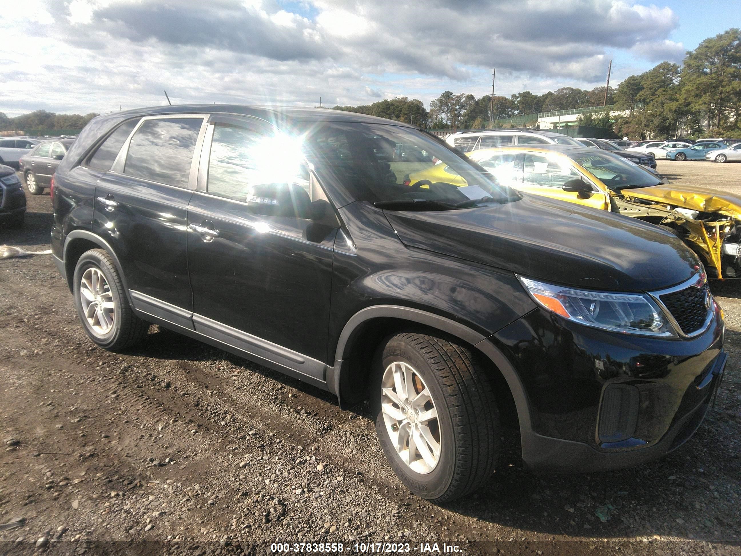 KIA SORENTO 2015 5xykt3a61fg569625