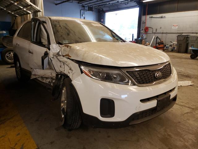 KIA SORENTO LX 2015 5xykt3a62fg629038