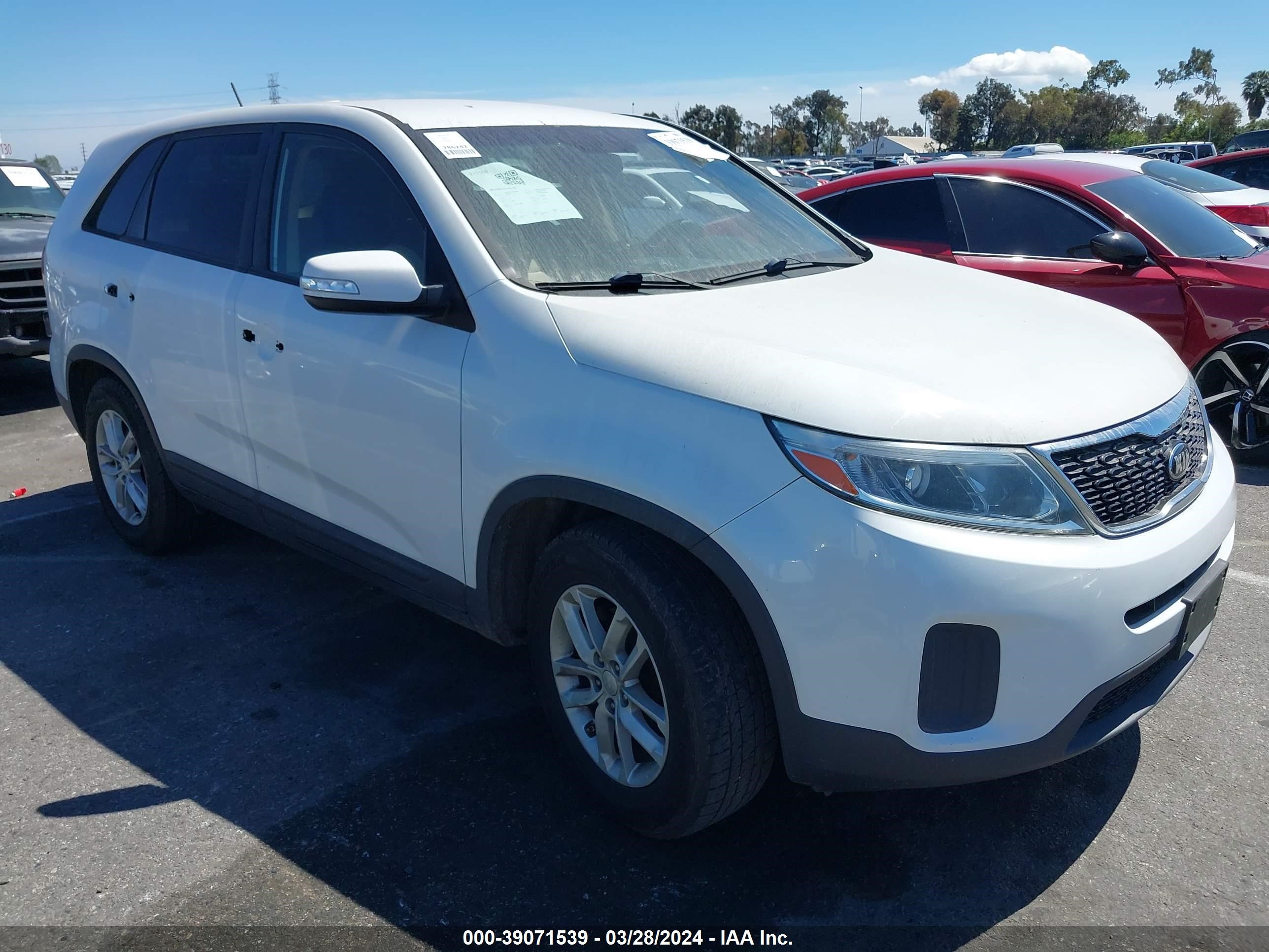 KIA SORENTO 2015 5xykt3a62fg643067