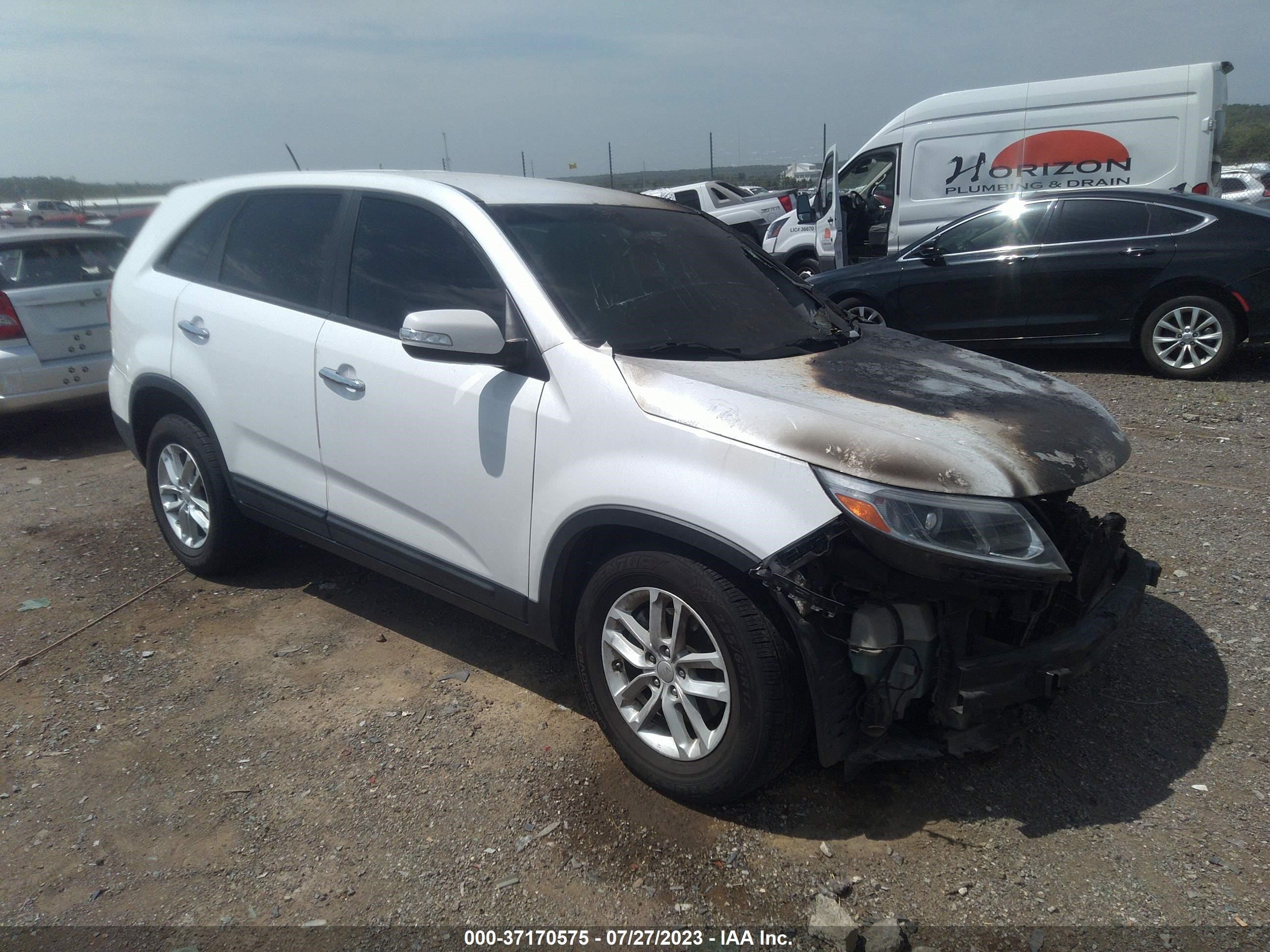 KIA SORENTO 2014 5xykt3a63eg550492