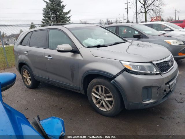 KIA SORENTO 2015 5xykt3a64fg601600