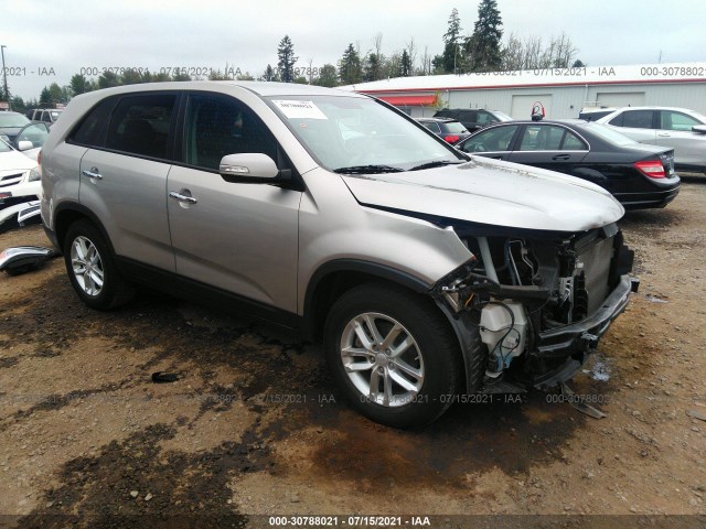 KIA SORENTO 2015 5xykt3a64fg661845