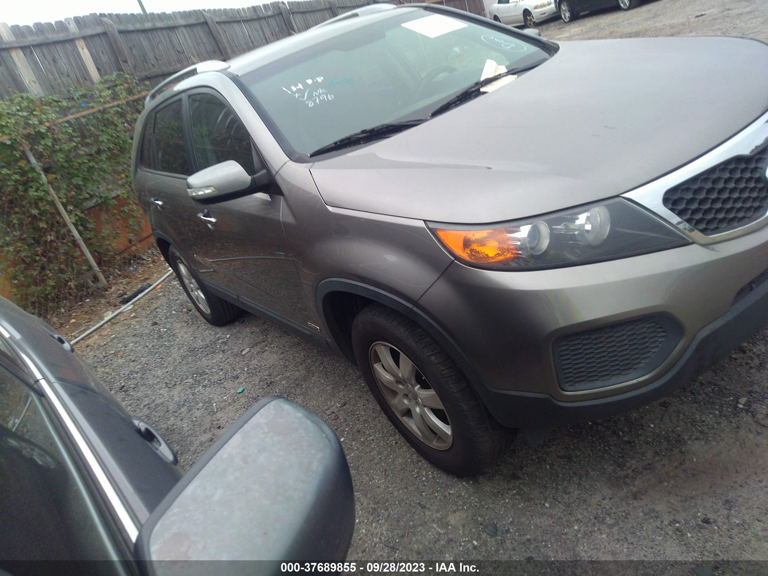 KIA SORENTO 2013 5xykt3a65dg411219