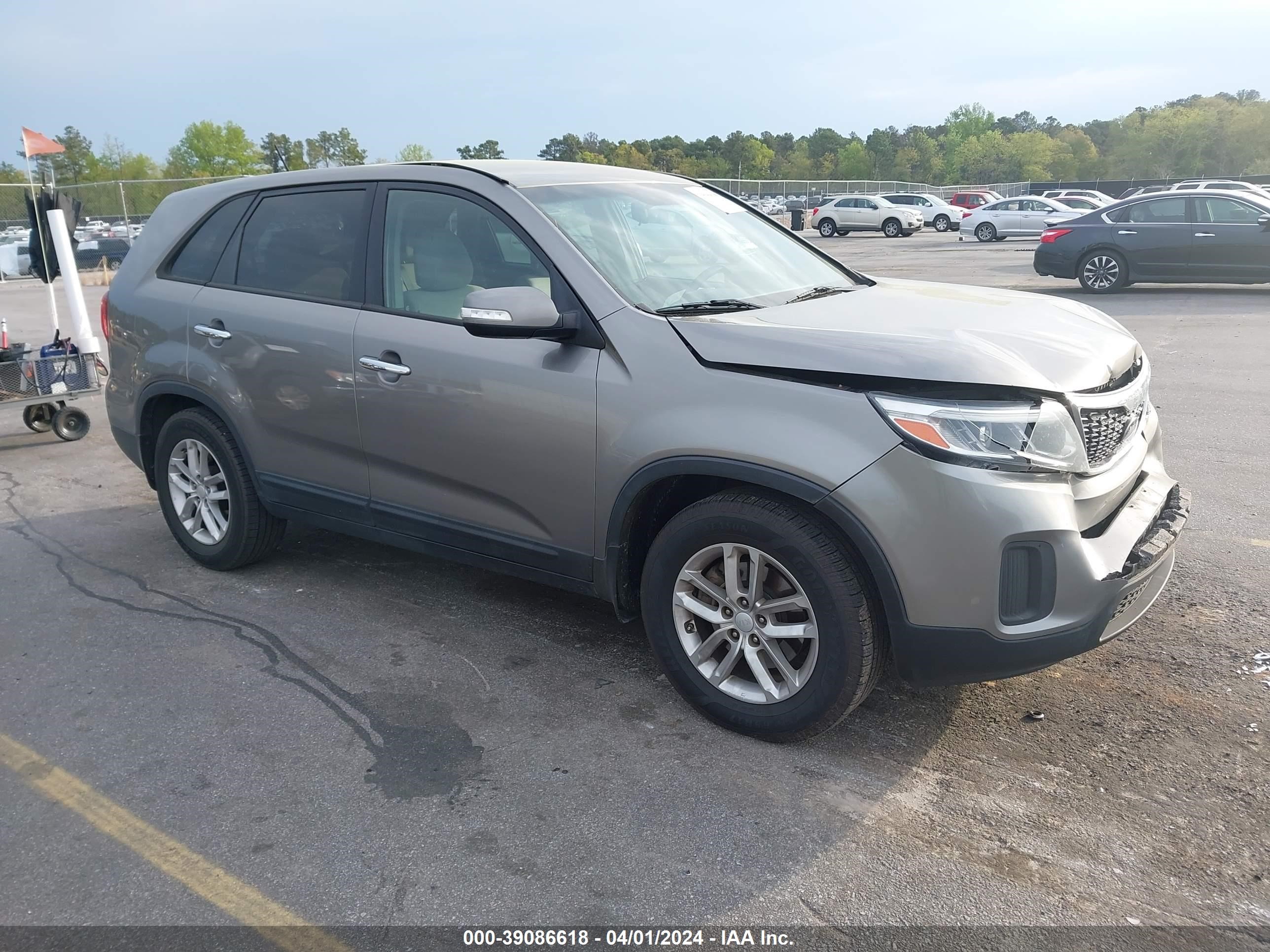 KIA SORENTO 2015 5xykt3a68fg568293