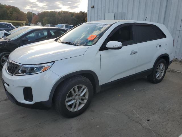 KIA SORENTO LX 2015 5xykt3a68fg642554