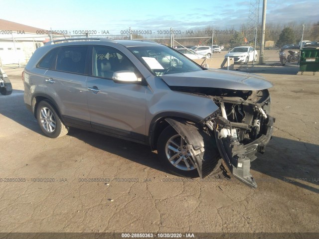 KIA SORENTO 2015 5xykt3a68fg660634