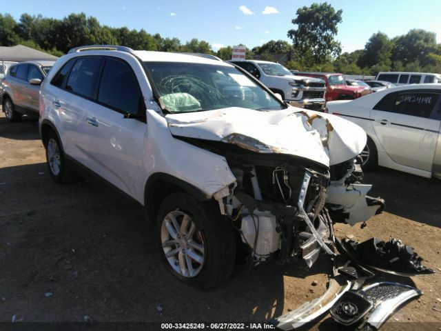 KIA SORENTO 2015 5xykt3a69fg622054