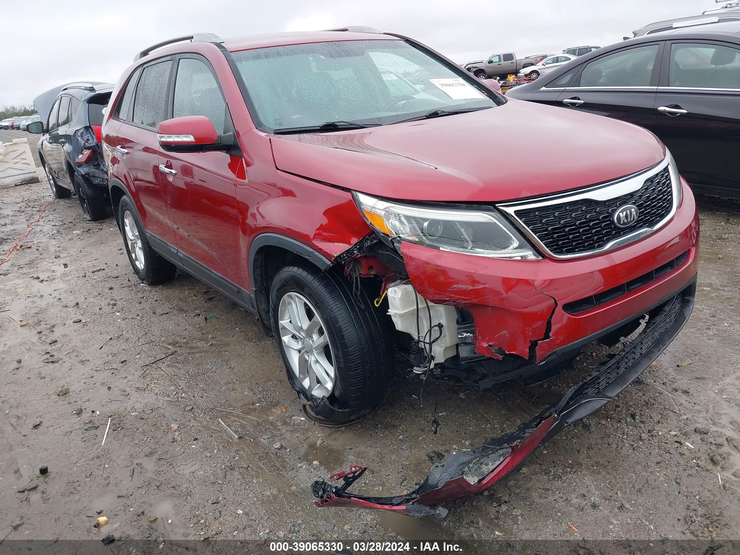 KIA SORENTO 2015 5xykt3a69fg625892