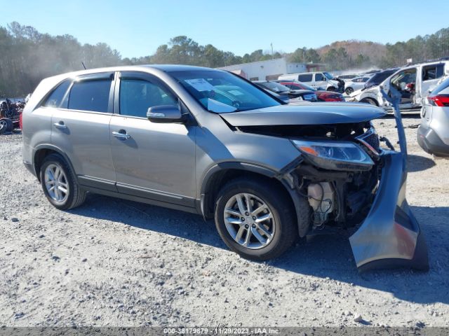 KIA SORENTO 2015 5xykt3a69fg648847