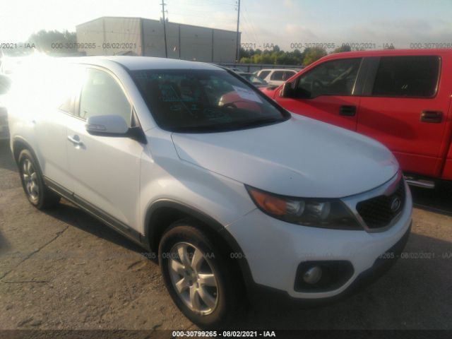 KIA SORENTO 2013 5xykt4a10dg408304