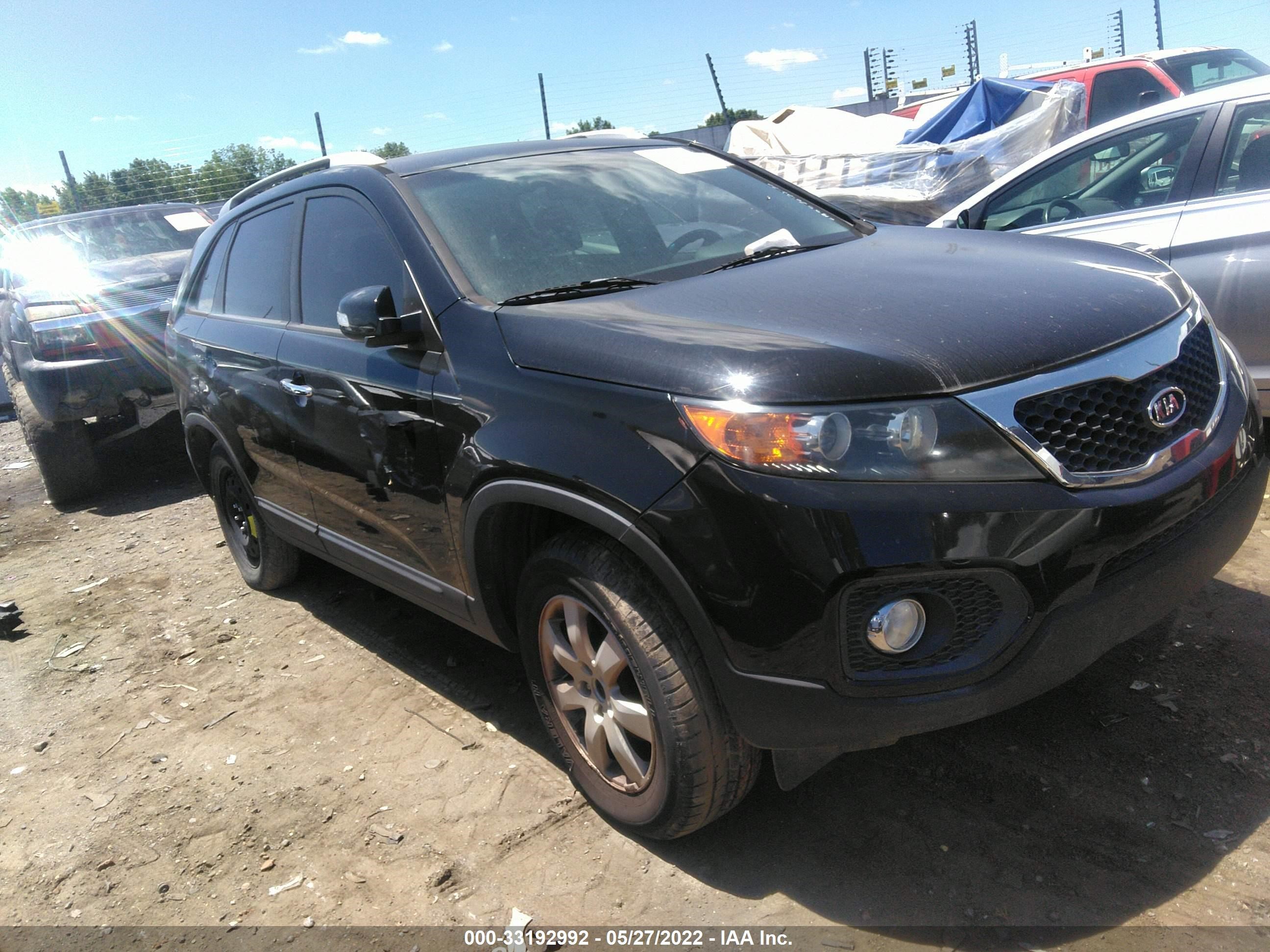 KIA SORENTO 2011 5xykt4a12bg169593