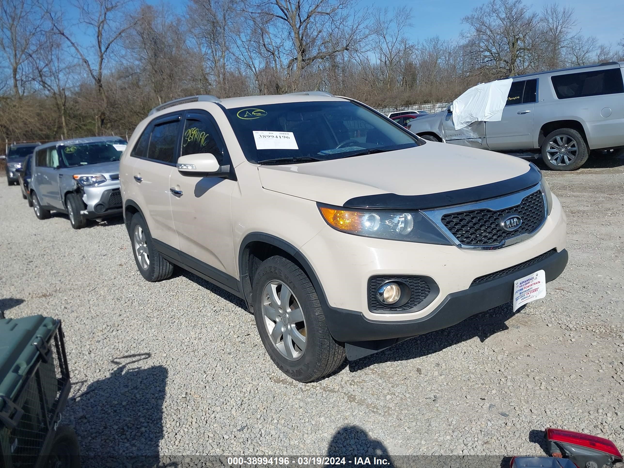 KIA SORENTO 2011 5xykt4a17bg116727