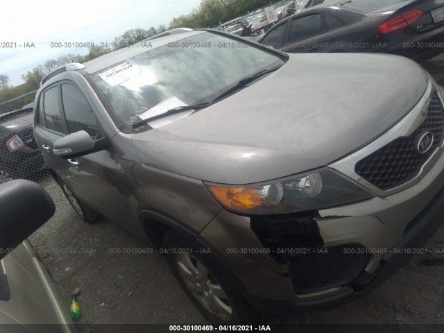 KIA SORENTO 2013 5xykt4a21dg315705