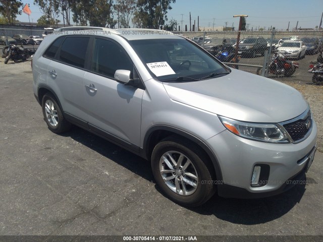 KIA SORENTO 2015 5xykt4a60fg600742