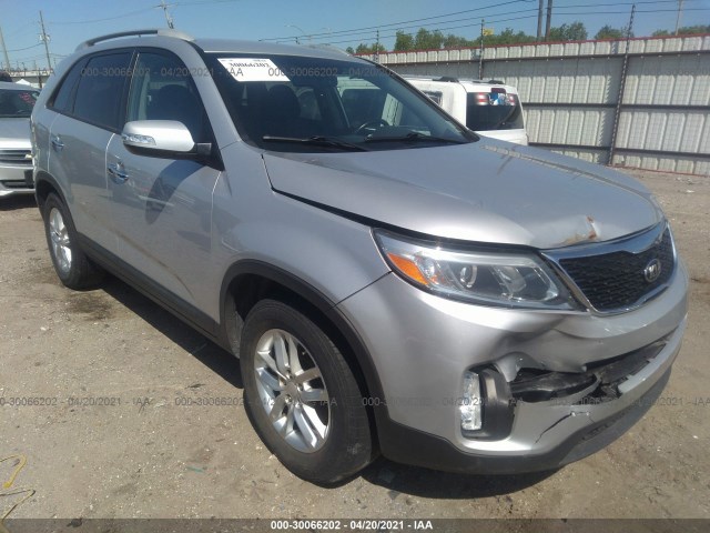 KIA SORENTO 2015 5xykt4a60fg610364