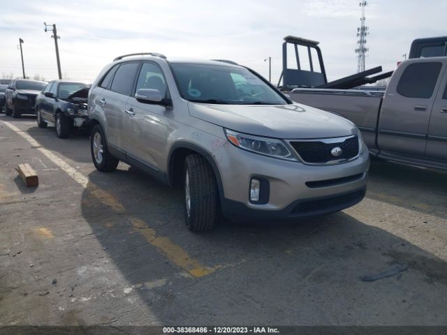 KIA SORENTO 2015 5xykt4a60fg611885