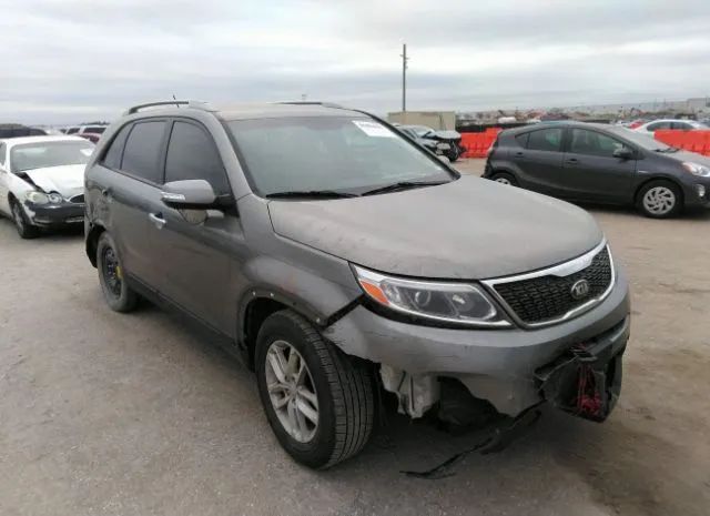 KIA SORENTO 2015 5xykt4a60fg650024