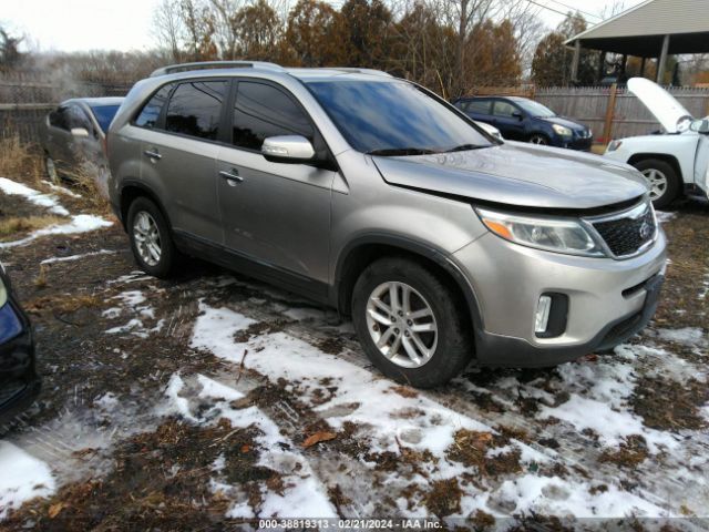 KIA SORENTO 2015 5xykt4a61fg596846