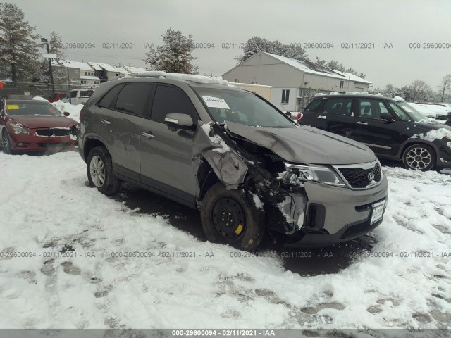 KIA SORENTO 2015 5xykt4a62fg643043