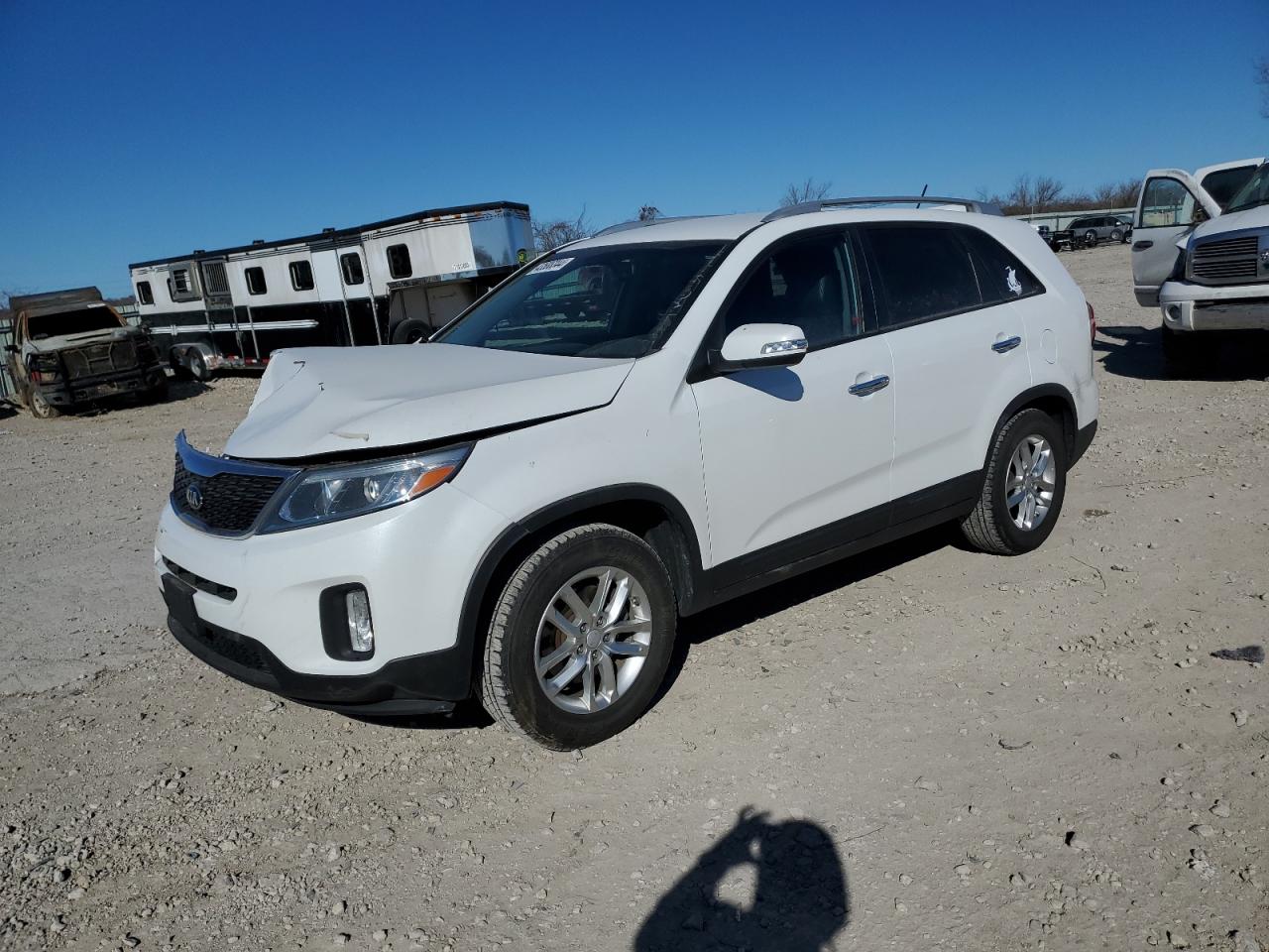 KIA SORENTO 2015 5xykt4a64fg602428