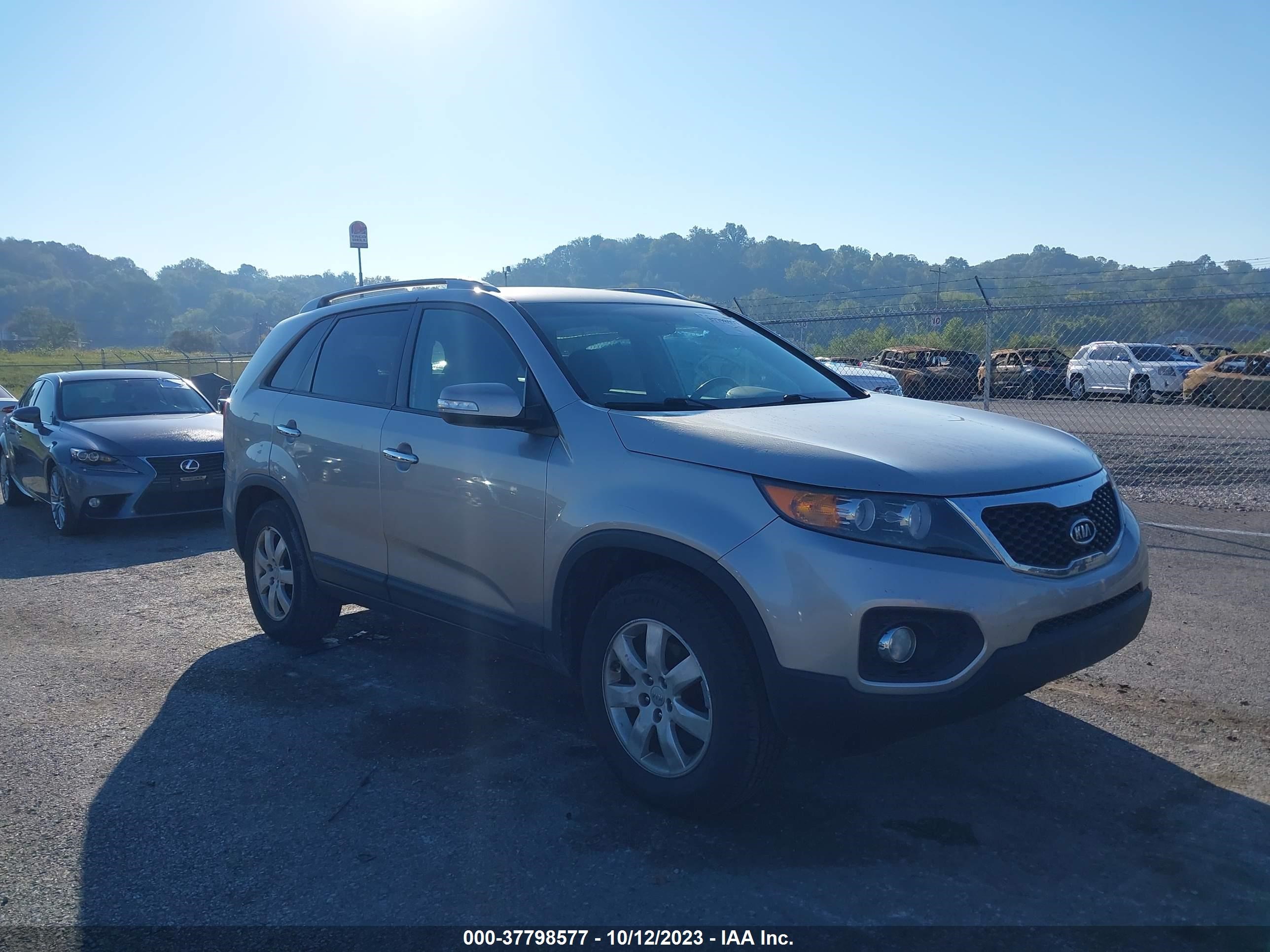 KIA SORENTO 2013 5xykt4a66dg409128