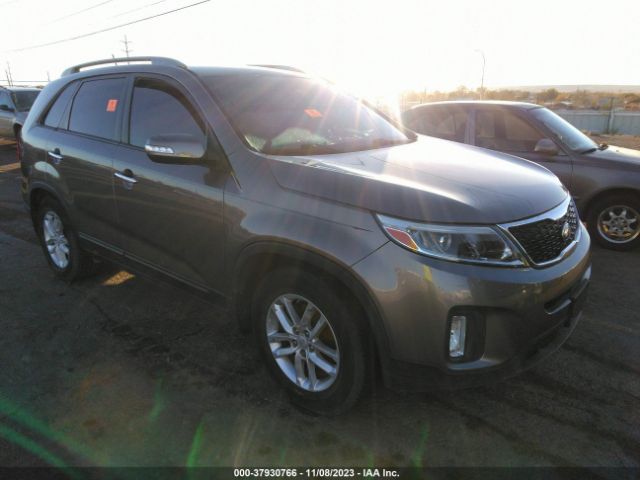 KIA SORENTO 2015 5xykt4a67fg581445