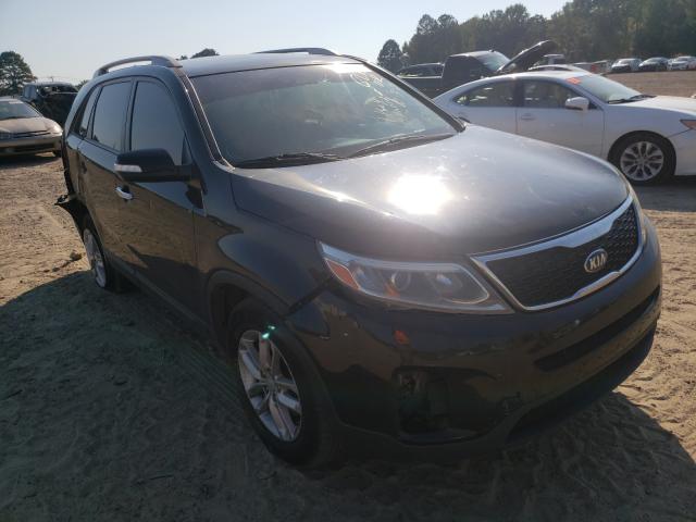 KIA SORENTO LX 2015 5xykt4a67fg635391