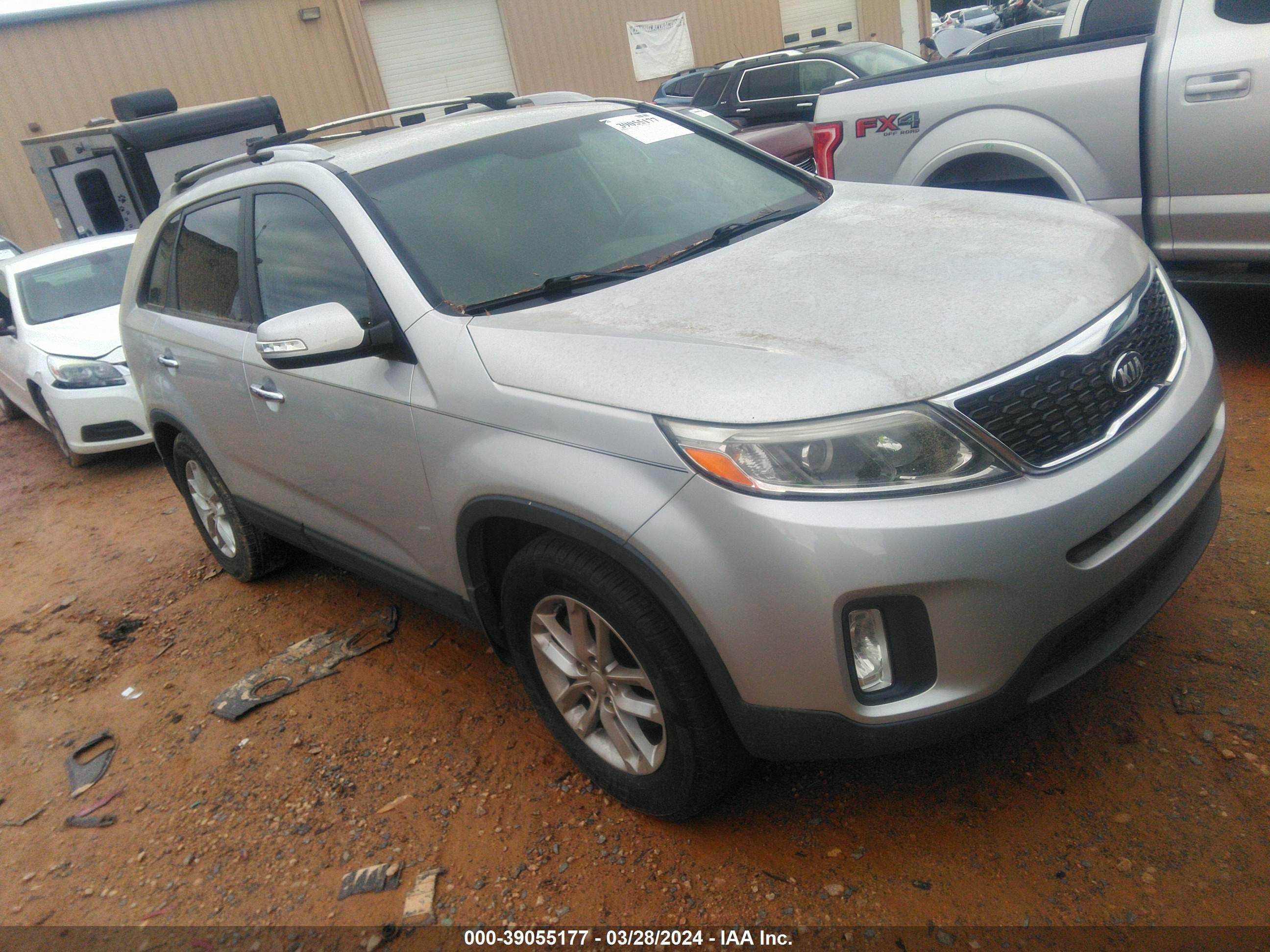 KIA SORENTO 2014 5xykt4a69eg512805