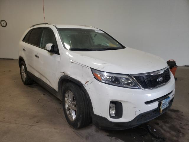 KIA SORENTO LX 2015 5xykt4a69fg550584