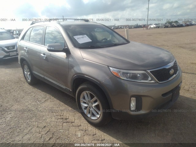 KIA SORENTO 2015 5xykt4a69fg611920