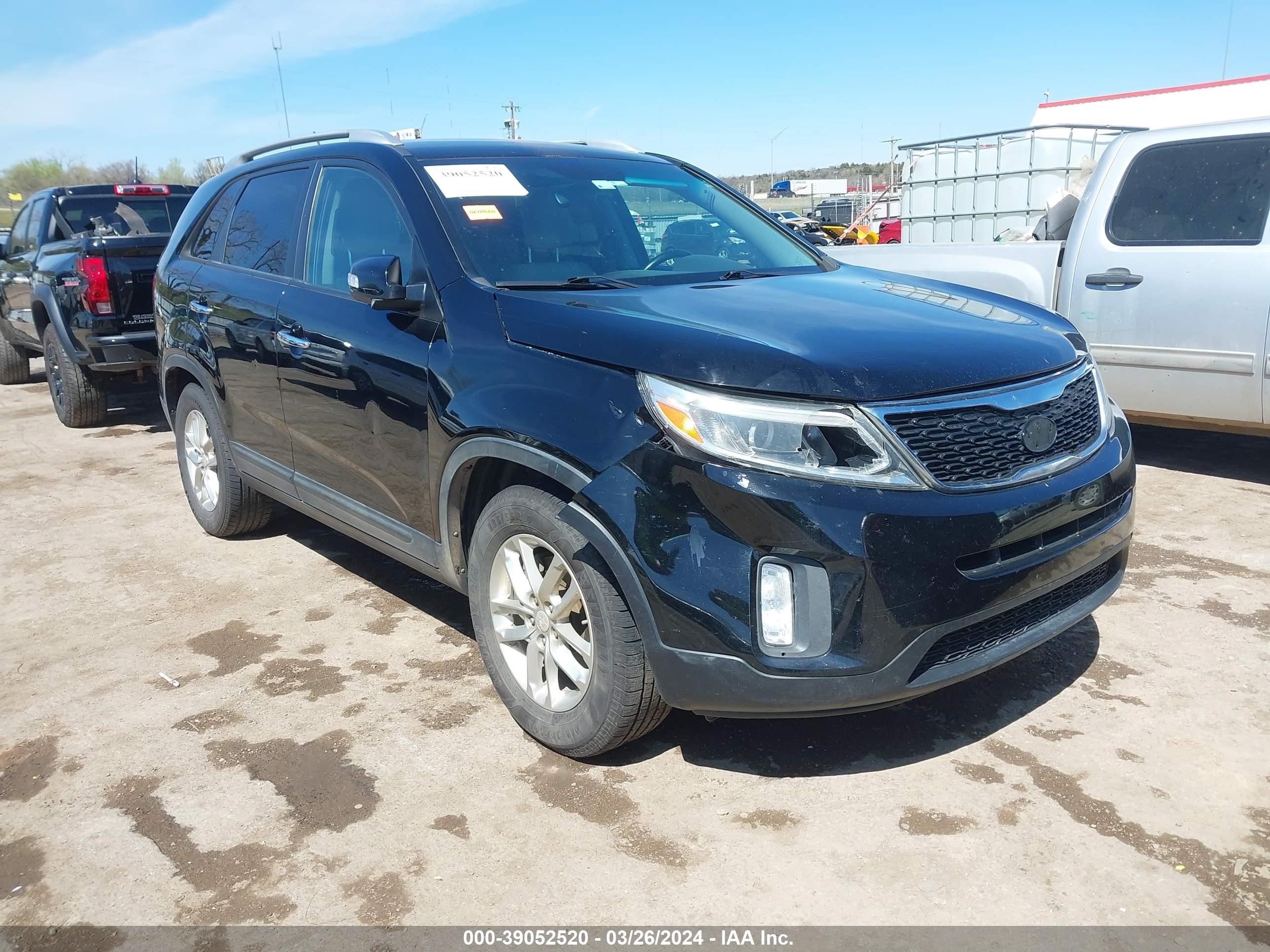 KIA SORENTO 2015 5xykt4a69fg643685