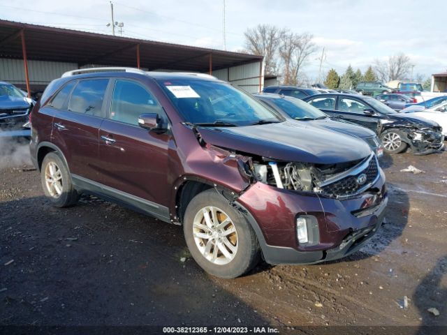 KIA SORENTO 2015 5xykt4a69fg658915