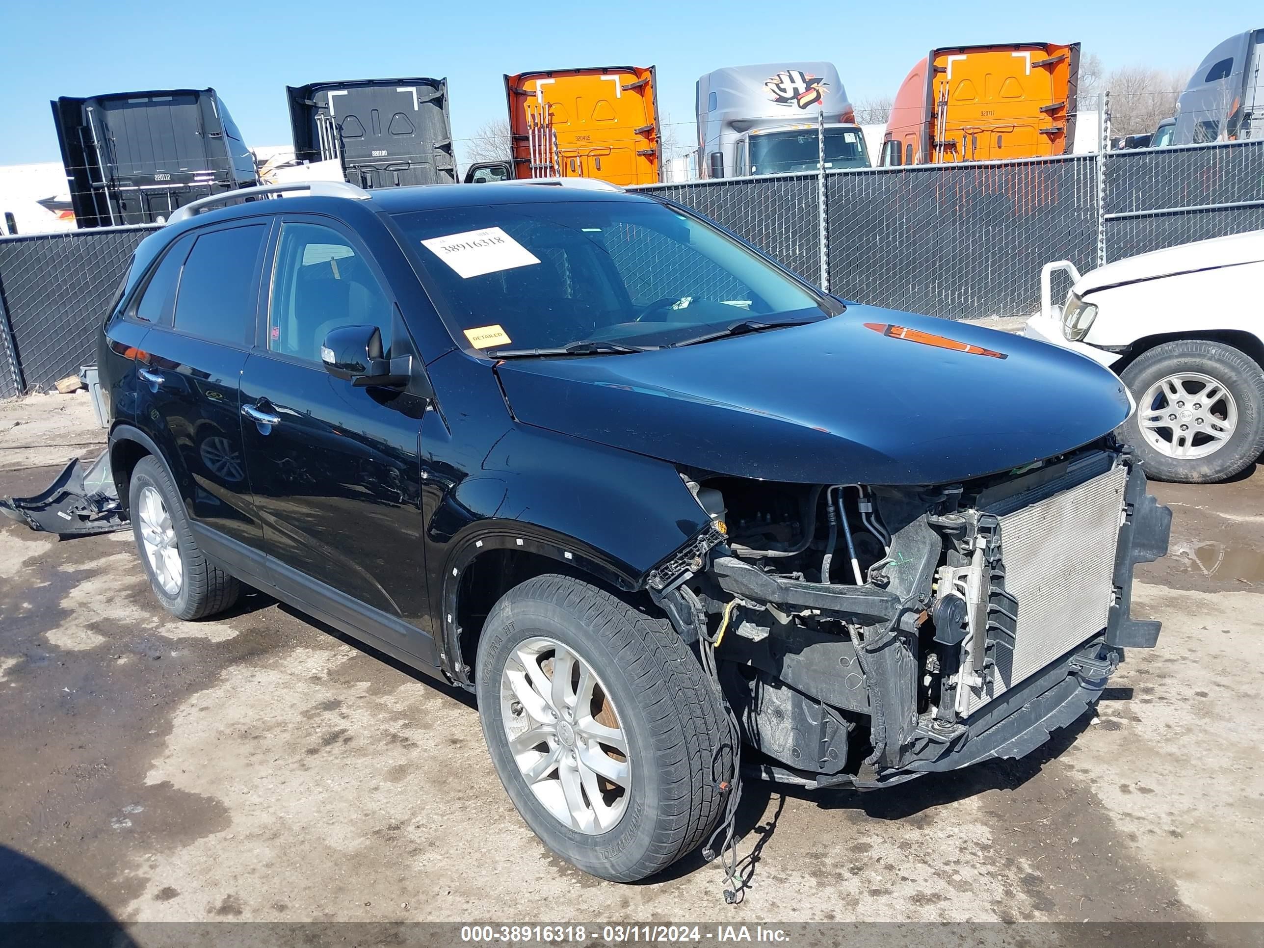 KIA SORENTO 2014 5xykt4a6xeg457216