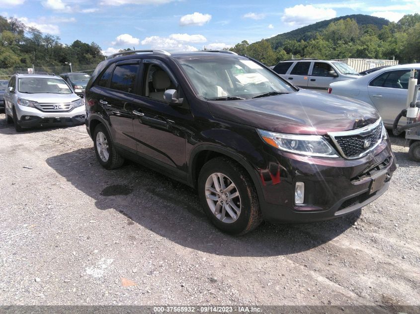 KIA SORENTO 2014 5xykt4a73eg445479