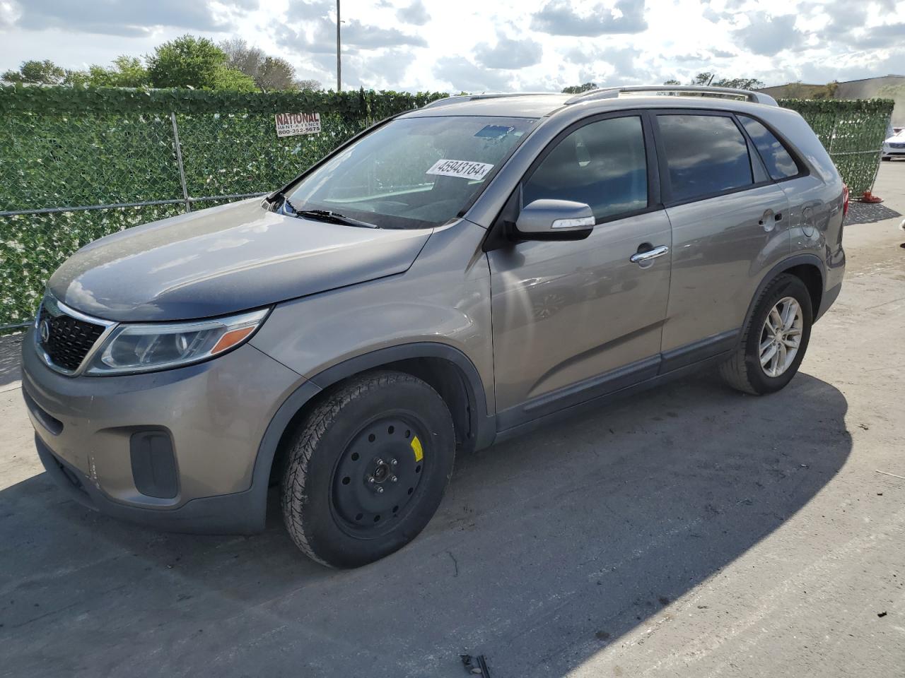 KIA SORENTO 2015 5xykt4a75fg590928