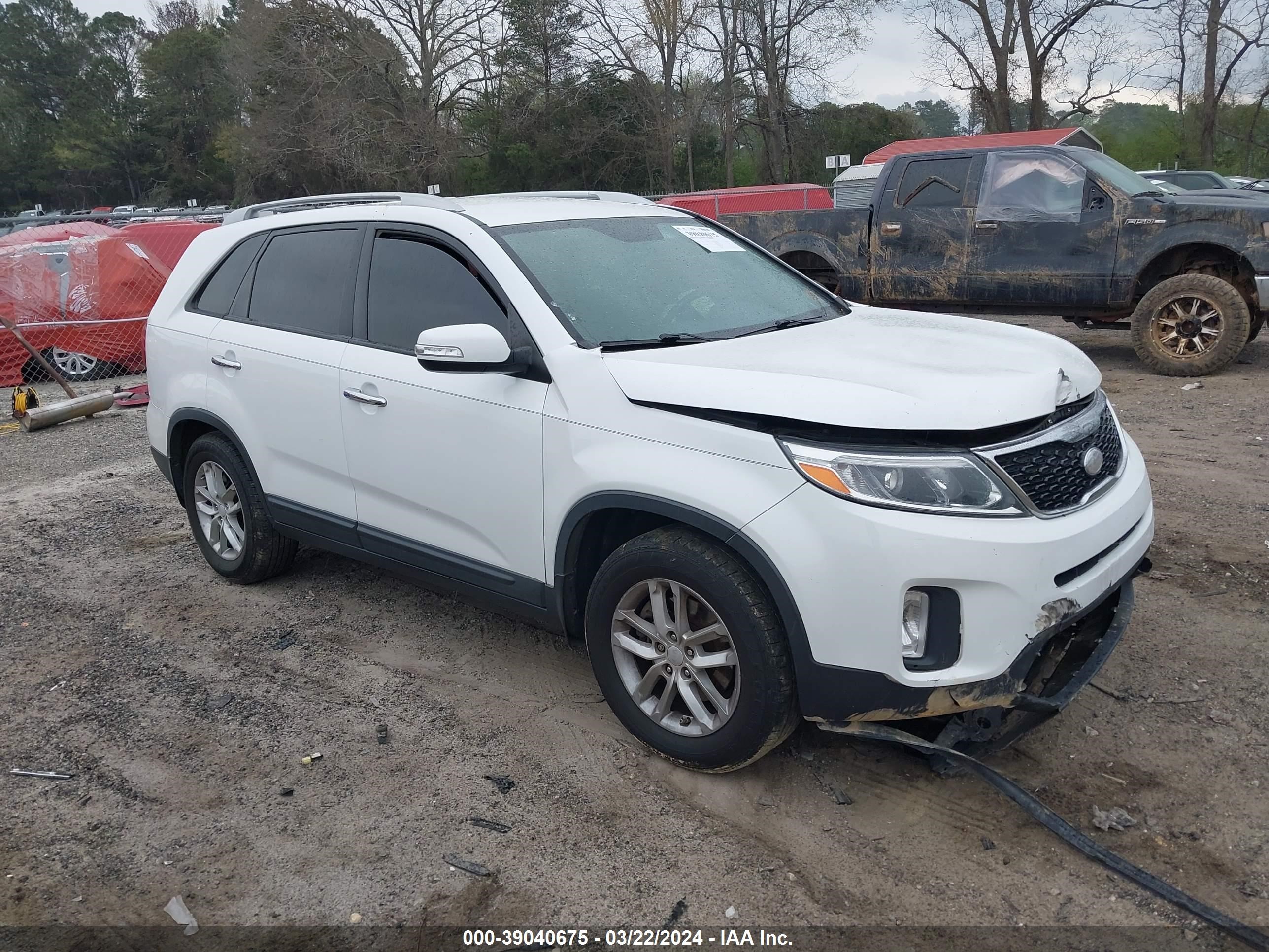 KIA SORENTO 2015 5xykt4a76fg558456